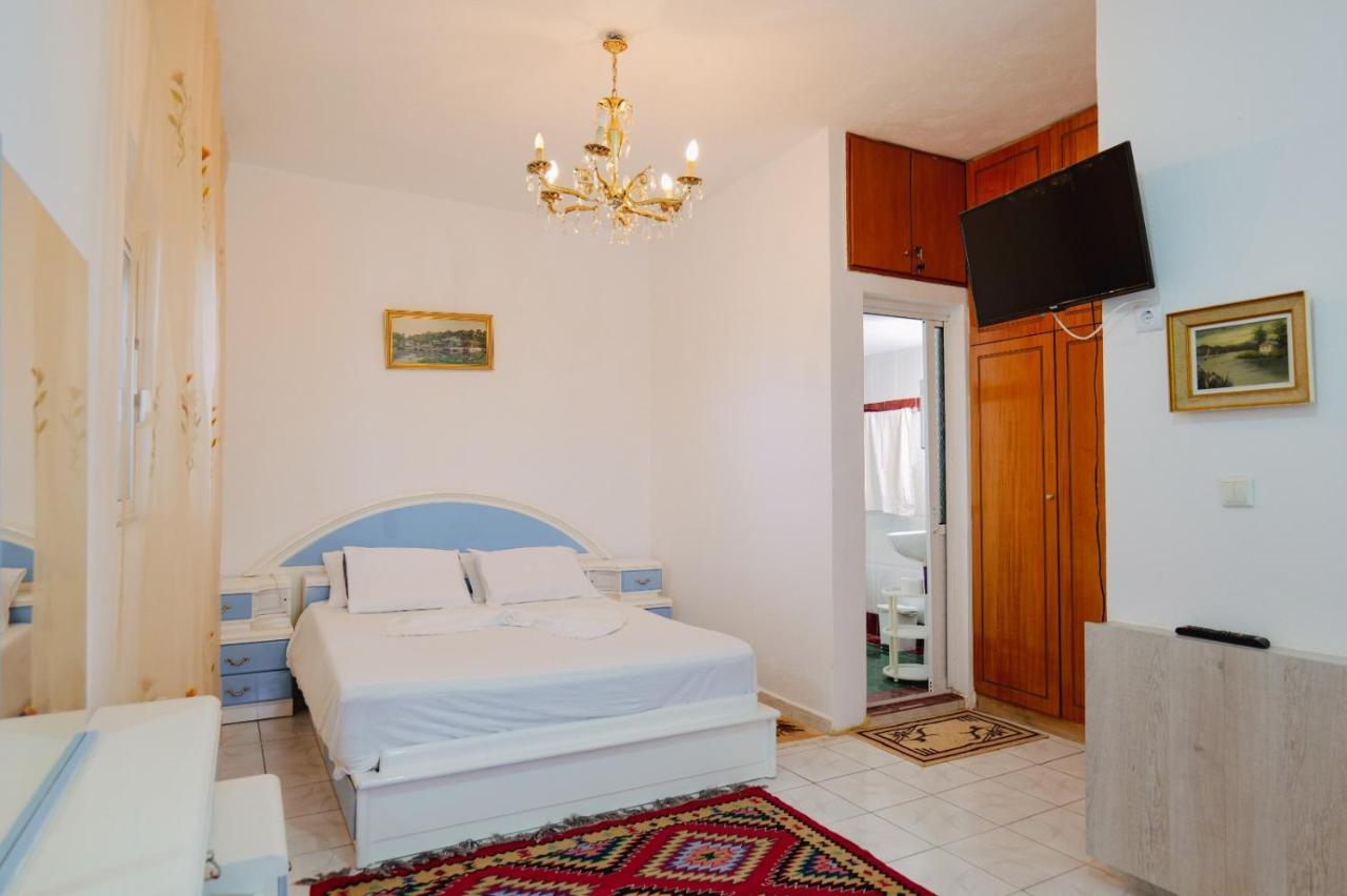 Seferi'S Apartament Apartment Sarande Exterior photo
