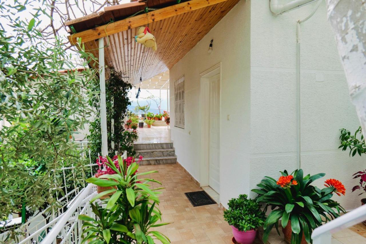 Seferi'S Apartament Apartment Sarande Exterior photo