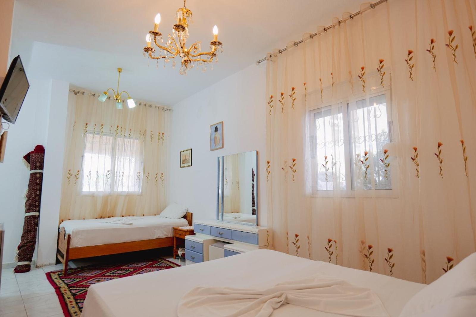 Seferi'S Apartament Apartment Sarande Exterior photo