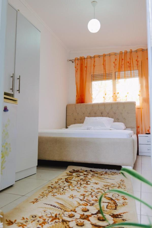 Seferi'S Apartament Apartment Sarande Exterior photo
