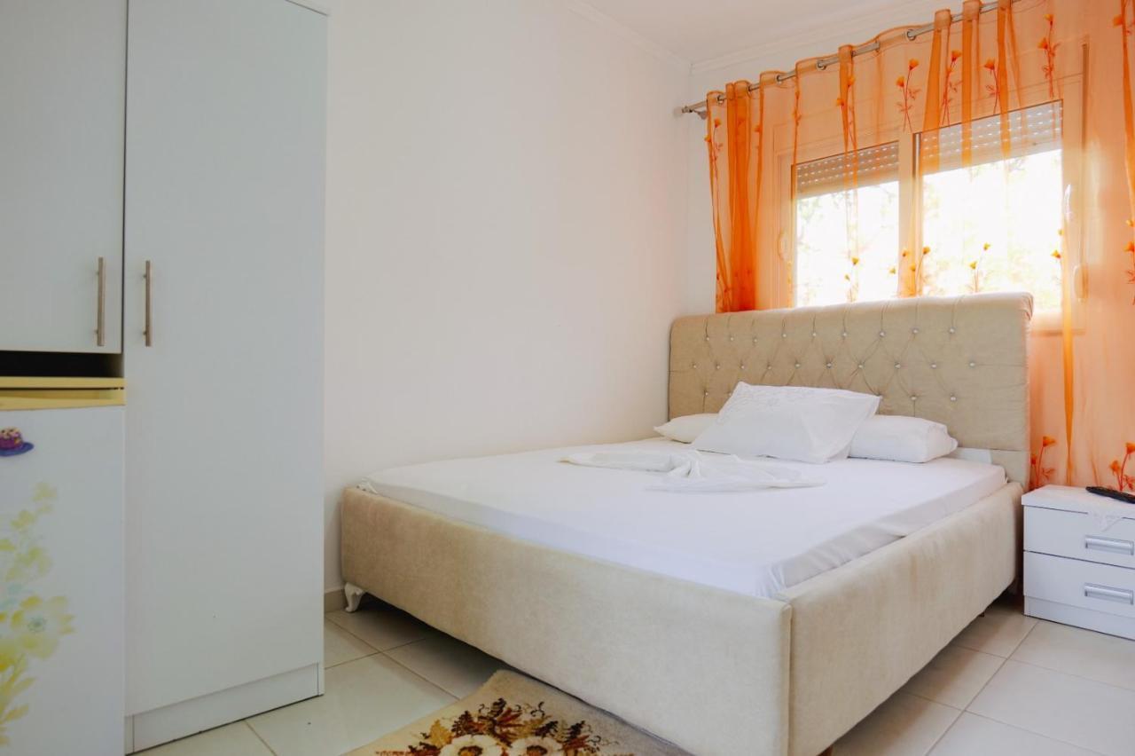 Seferi'S Apartament Apartment Sarande Exterior photo